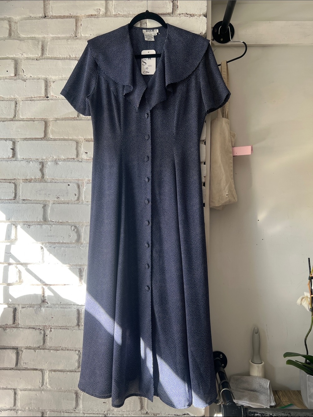 Vintage Navy Button-Front Midi Dress with Ruffle Collar